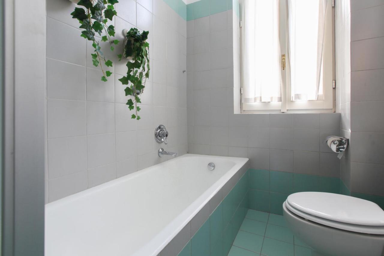 Apt With Balcony - 50 M Far From Pagano M1 Lejlighed Milano Eksteriør billede